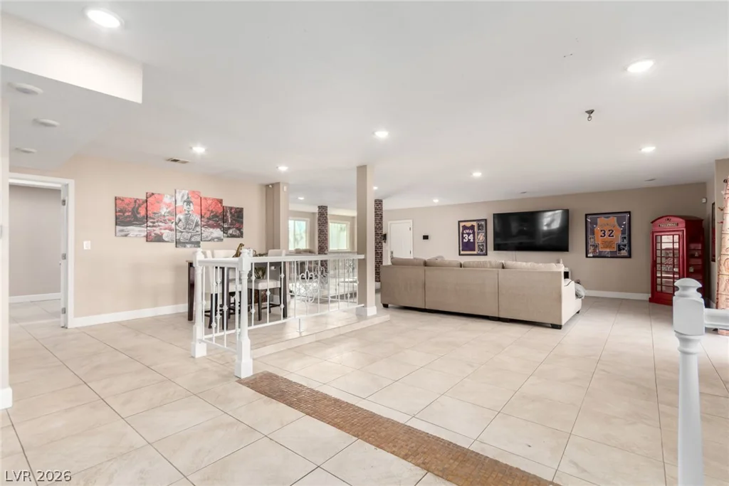 2940 Bronco, Las Vegas, NV 89146