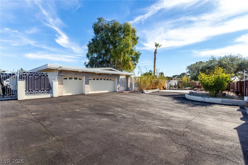 2940 Bronco, Las Vegas, NV 89146