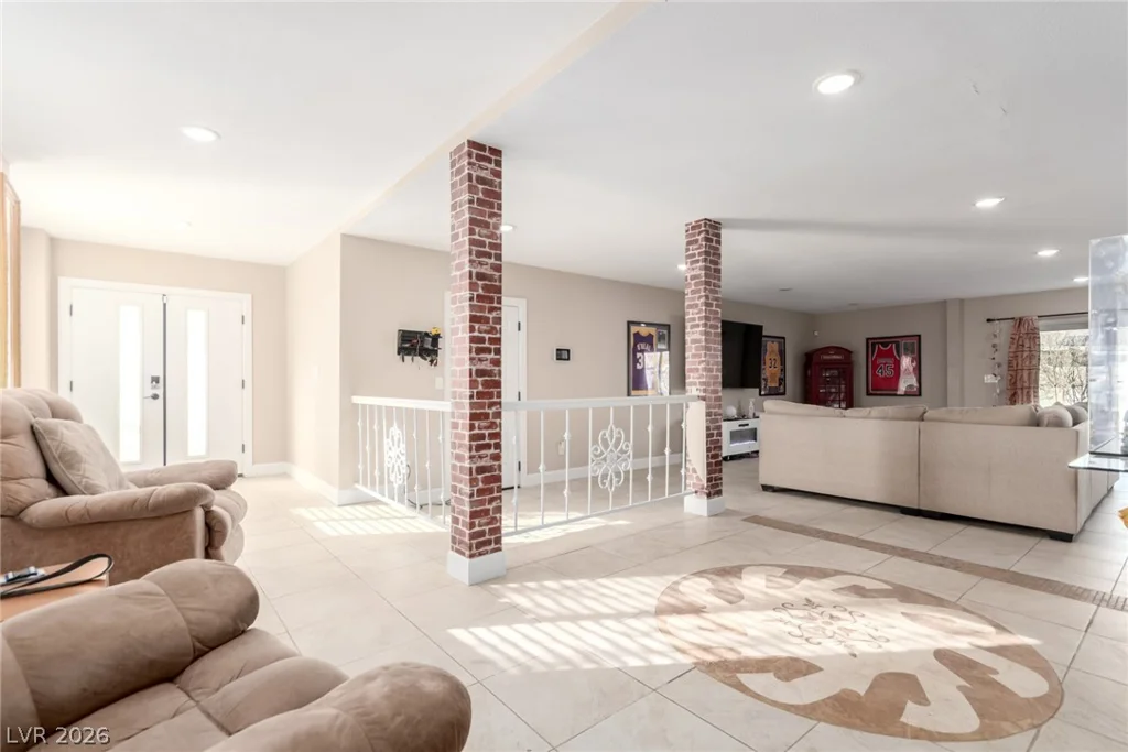 2940 Bronco, Las Vegas, NV 89146