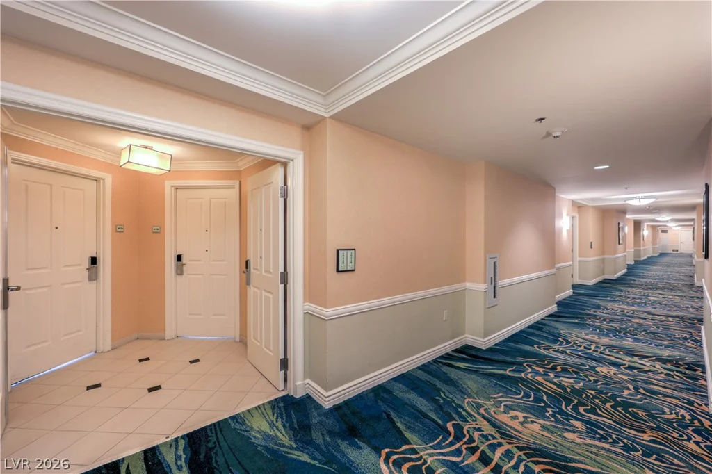 135 Harmon, Las Vegas, NV 89109