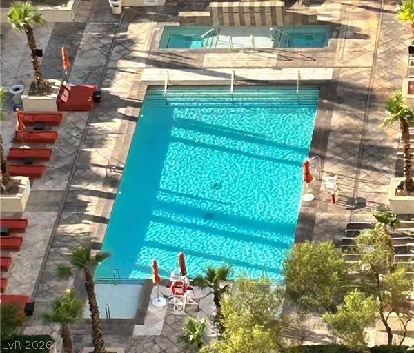 135 Harmon, Las Vegas, NV 89109