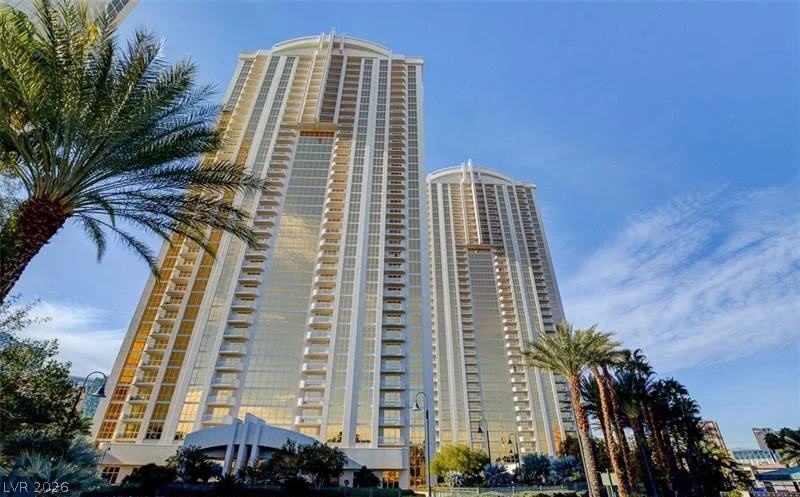 135 Harmon, Las Vegas, NV 89109