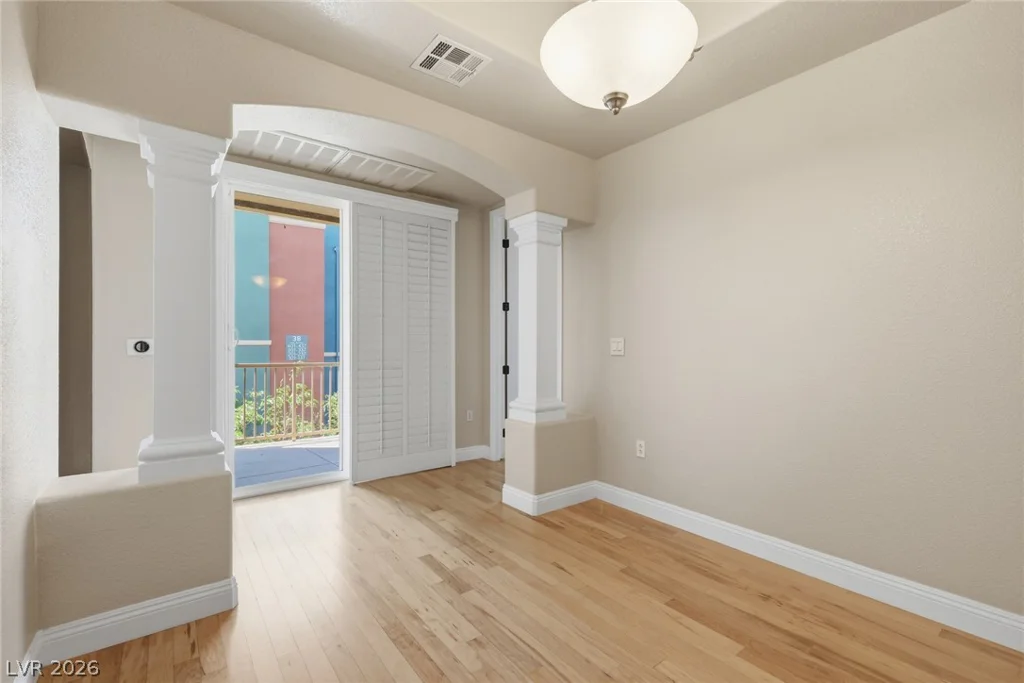 44 Serene, Las Vegas, NV 89123