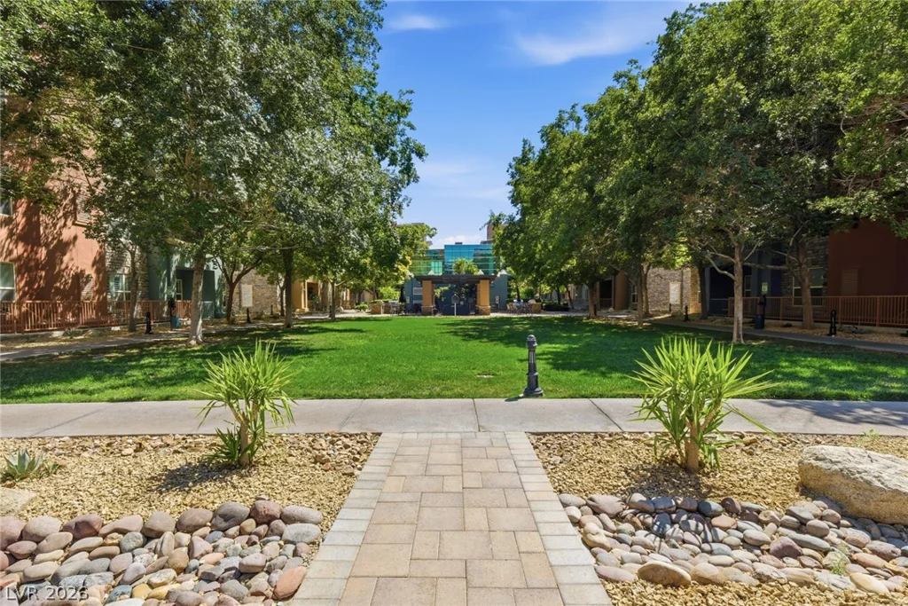 44 Serene, Las Vegas, NV 89123