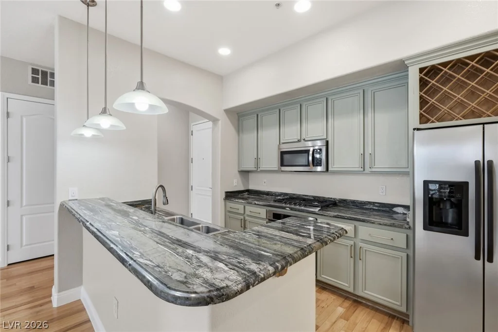 44 Serene, Las Vegas, NV 89123