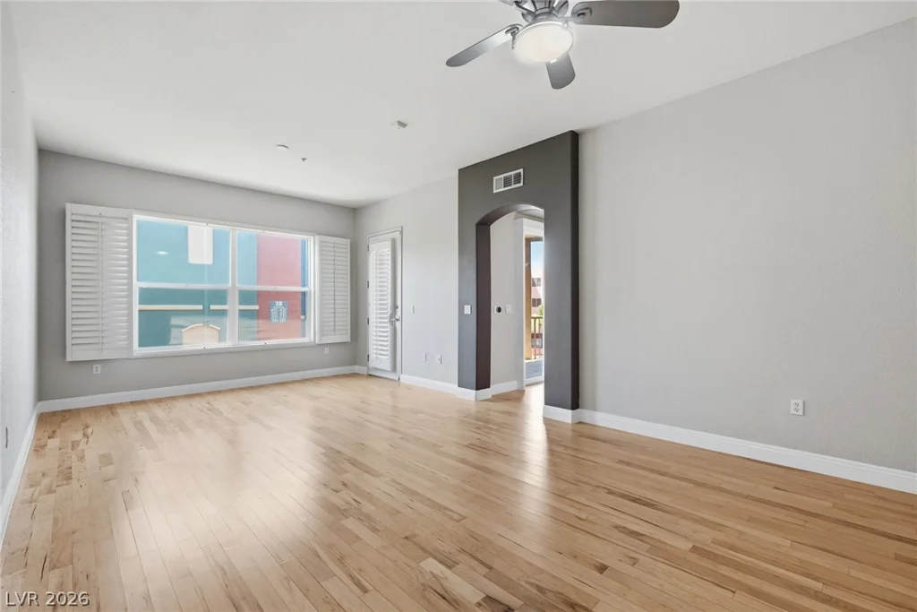 44 Serene, Las Vegas, NV 89123