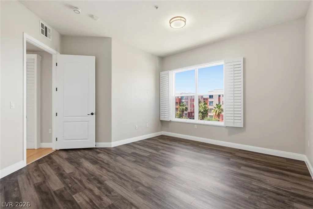 44 Serene, Las Vegas, NV 89123
