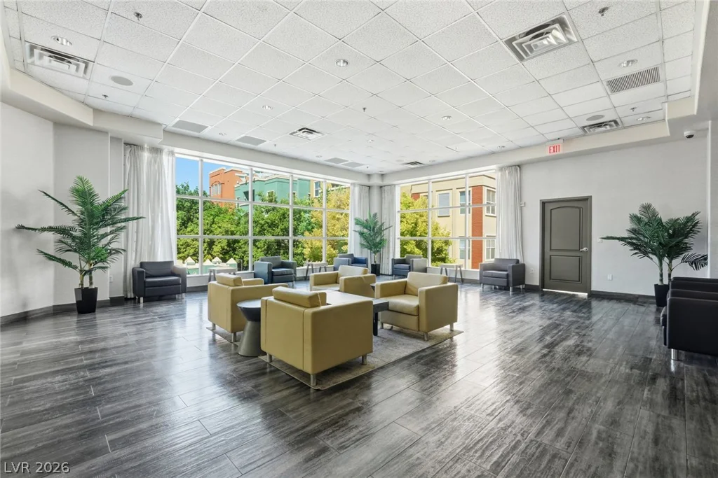 44 Serene, Las Vegas, NV 89123