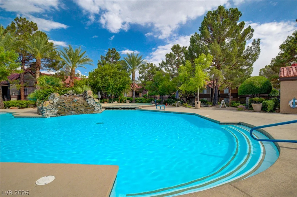 2200 Fort Apache, Las Vegas, NV 89117