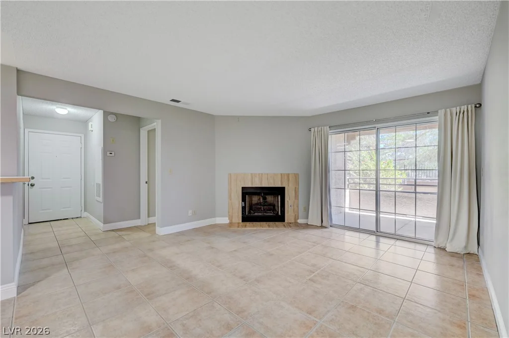2200 Fort Apache, Las Vegas, NV 89117