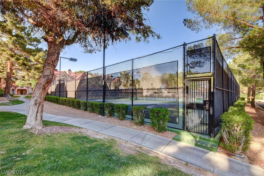2200 Fort Apache, Las Vegas, NV 89117