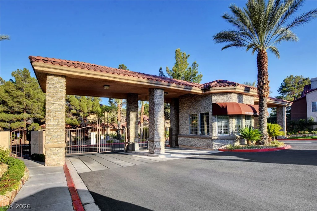 2200 Fort Apache, Las Vegas, NV 89117