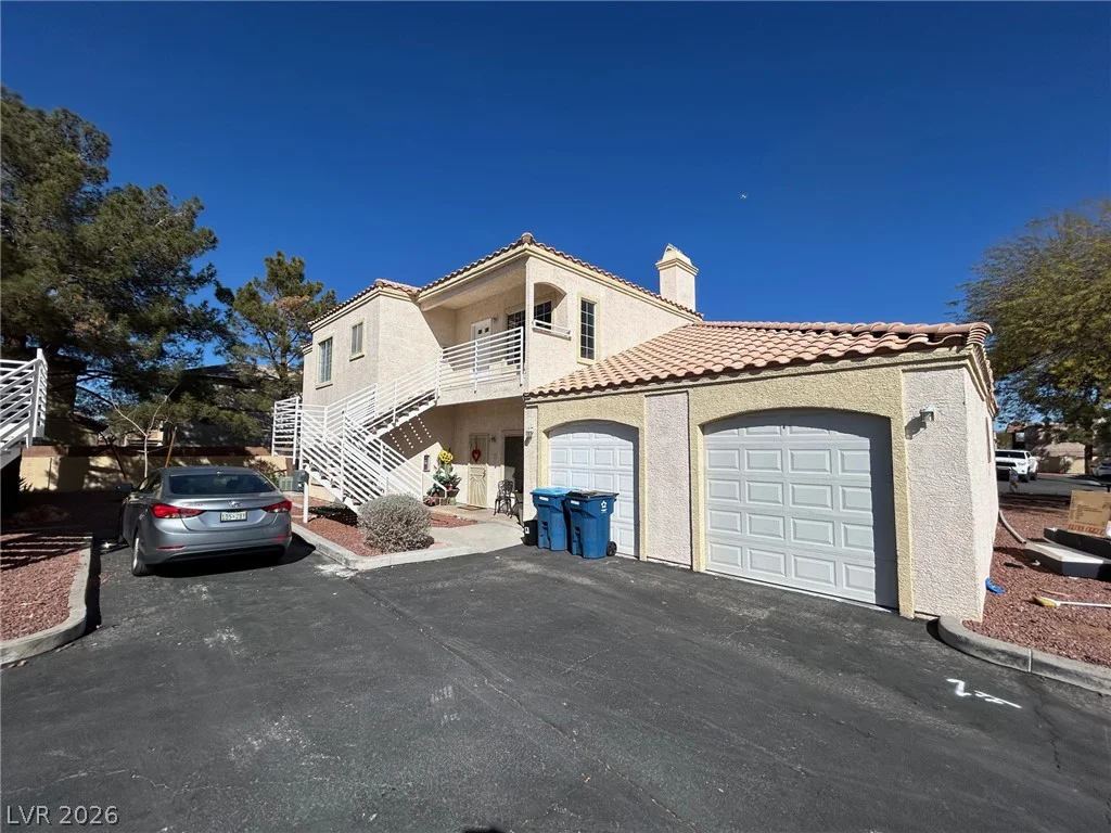 1900 Torrey Pines, Las Vegas, NV 89108