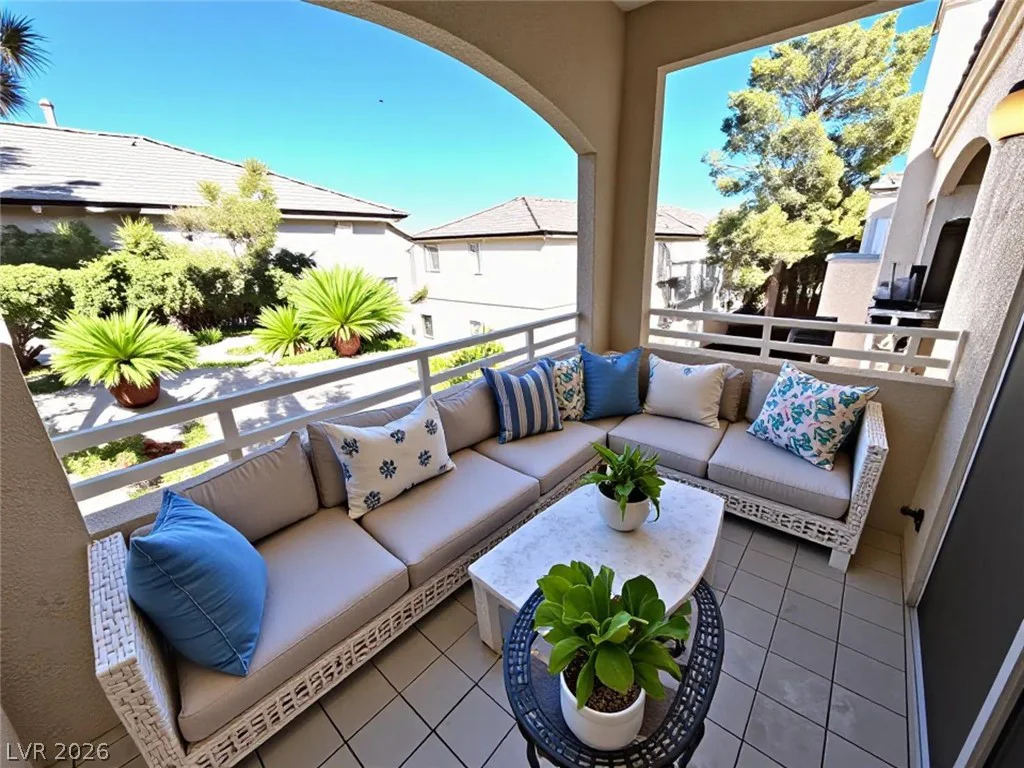 1900 Torrey Pines, Las Vegas, NV 89108