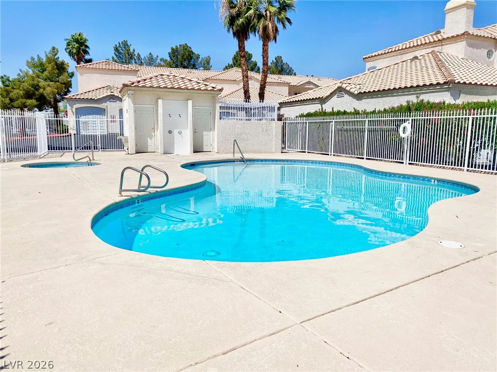 1900 Torrey Pines, Las Vegas, NV 89108