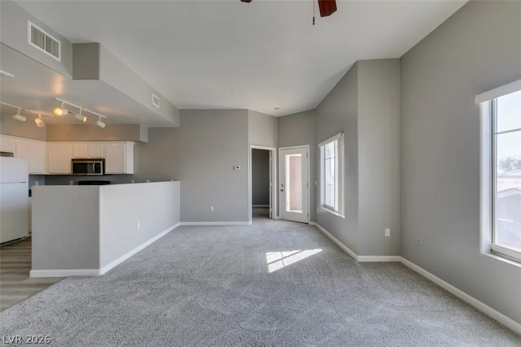 9303 Gilcrease, Las Vegas, NV 89149