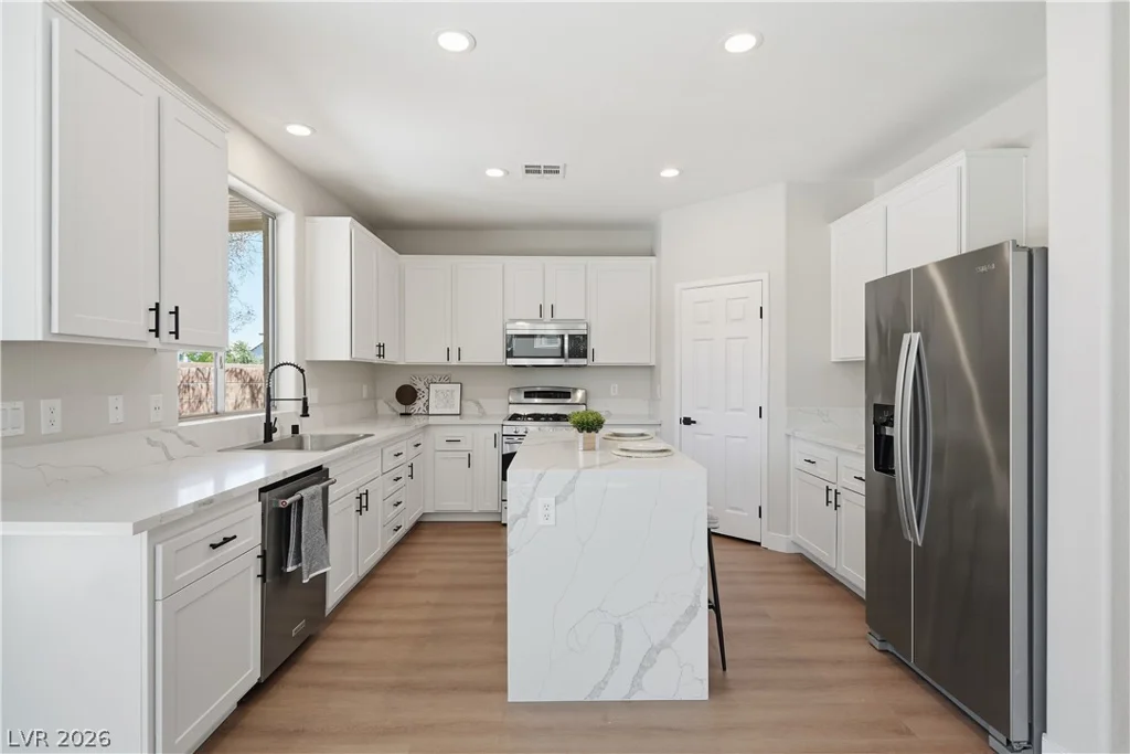 3440 Bella Viera, Las Vegas, NV 89141