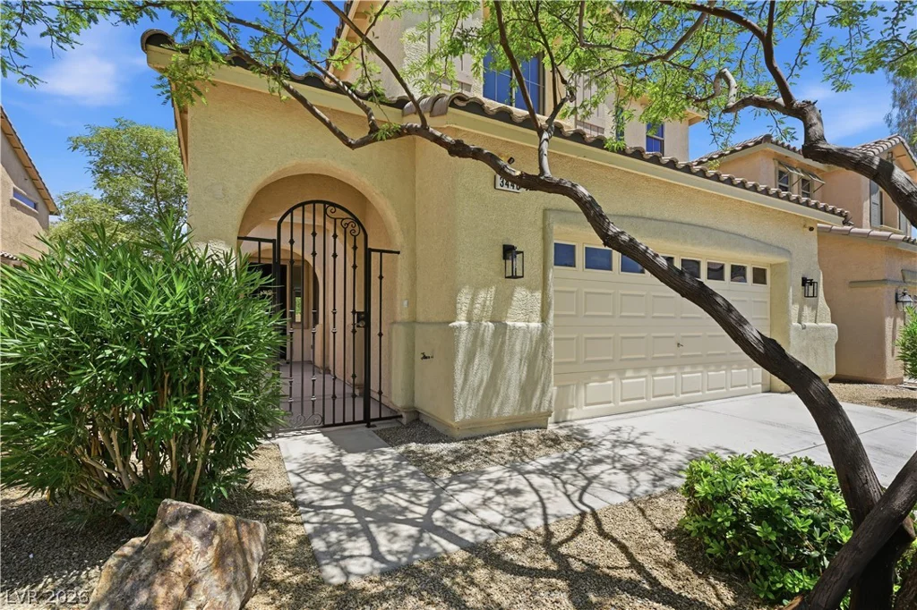 3440 Bella Viera, Las Vegas, NV 89141