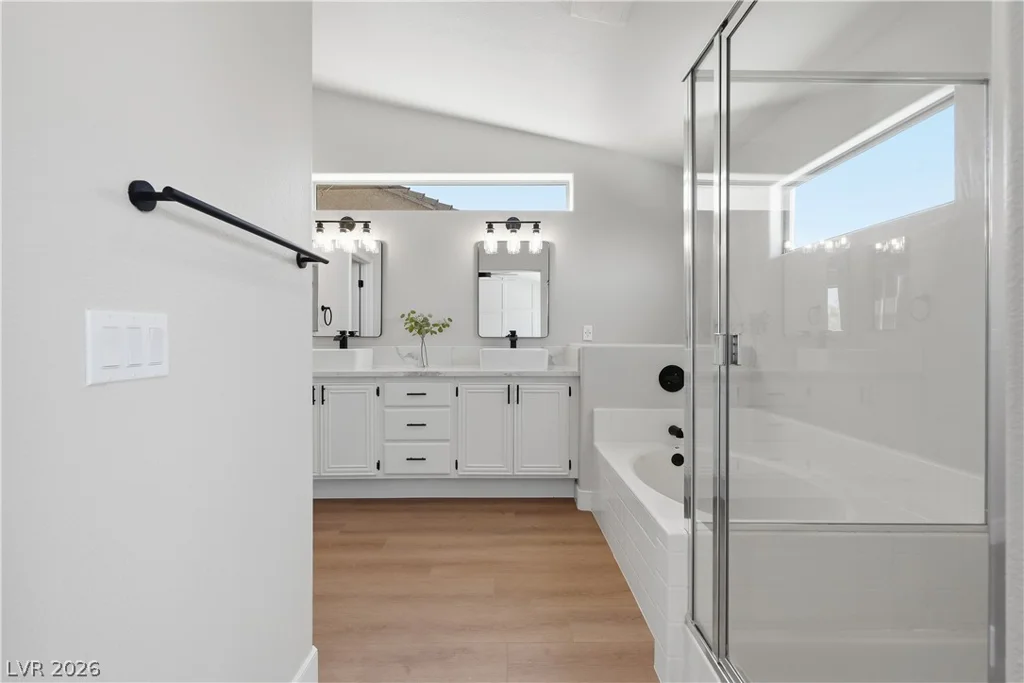 3440 Bella Viera, Las Vegas, NV 89141