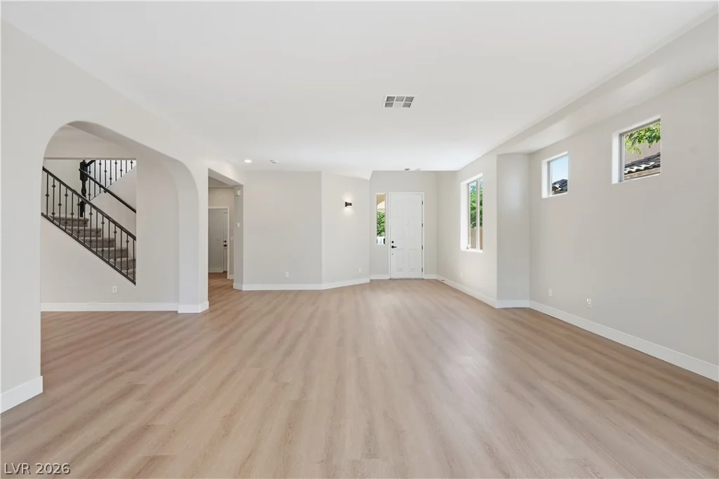 3440 Bella Viera, Las Vegas, NV 89141