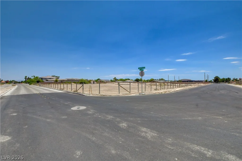 6465 Meisenheimer, Las Vegas, NV 89131