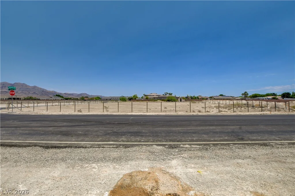 6465 Meisenheimer, Las Vegas, NV 89131