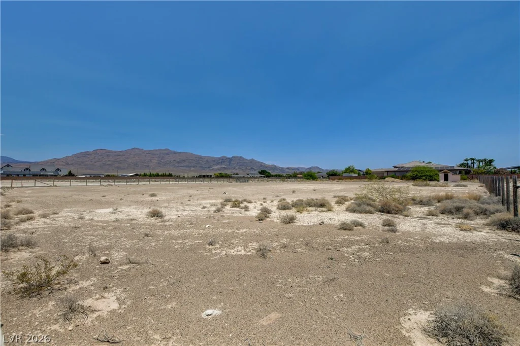 6465 Meisenheimer, Las Vegas, NV 89131