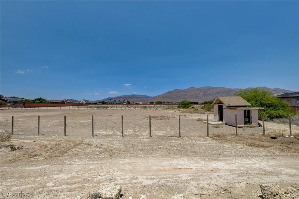 6465 Meisenheimer, Las Vegas, NV 89131