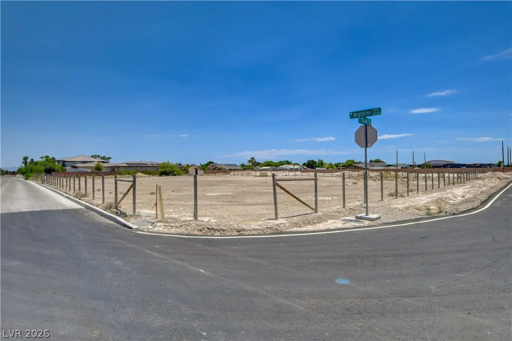 6465 Meisenheimer, Las Vegas, NV 89131