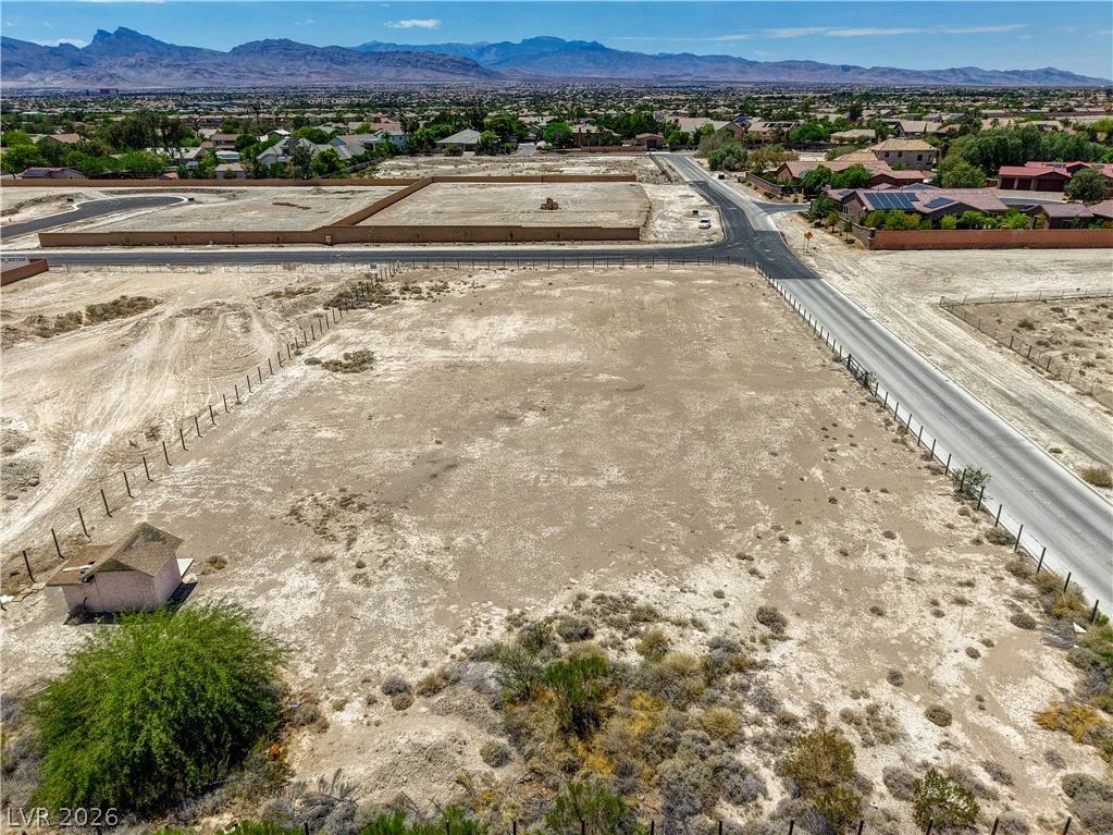 6465 Meisenheimer, Las Vegas, NV 89131