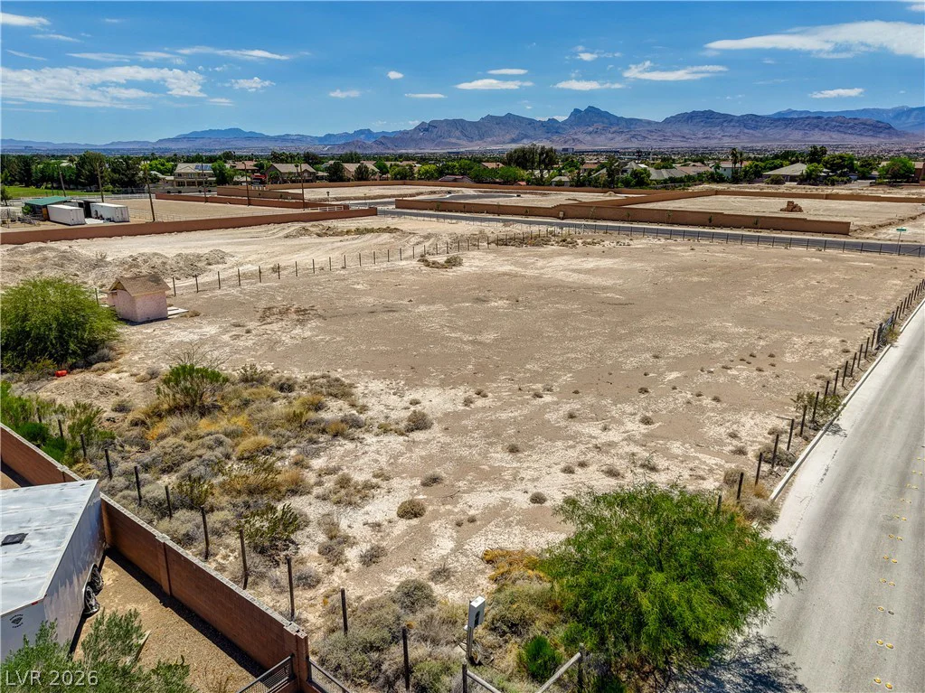 6465 Meisenheimer, Las Vegas, NV 89131