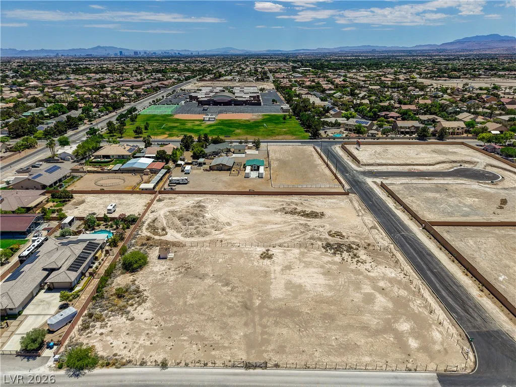 6465 Meisenheimer, Las Vegas, NV 89131