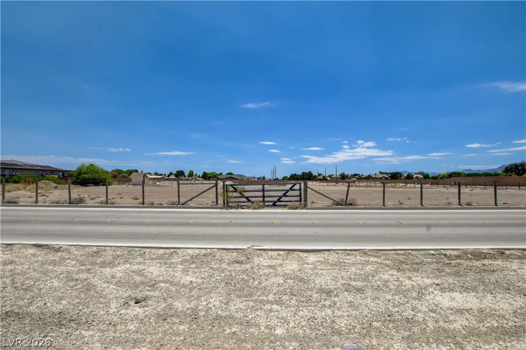 6465 Meisenheimer, Las Vegas, NV 89131