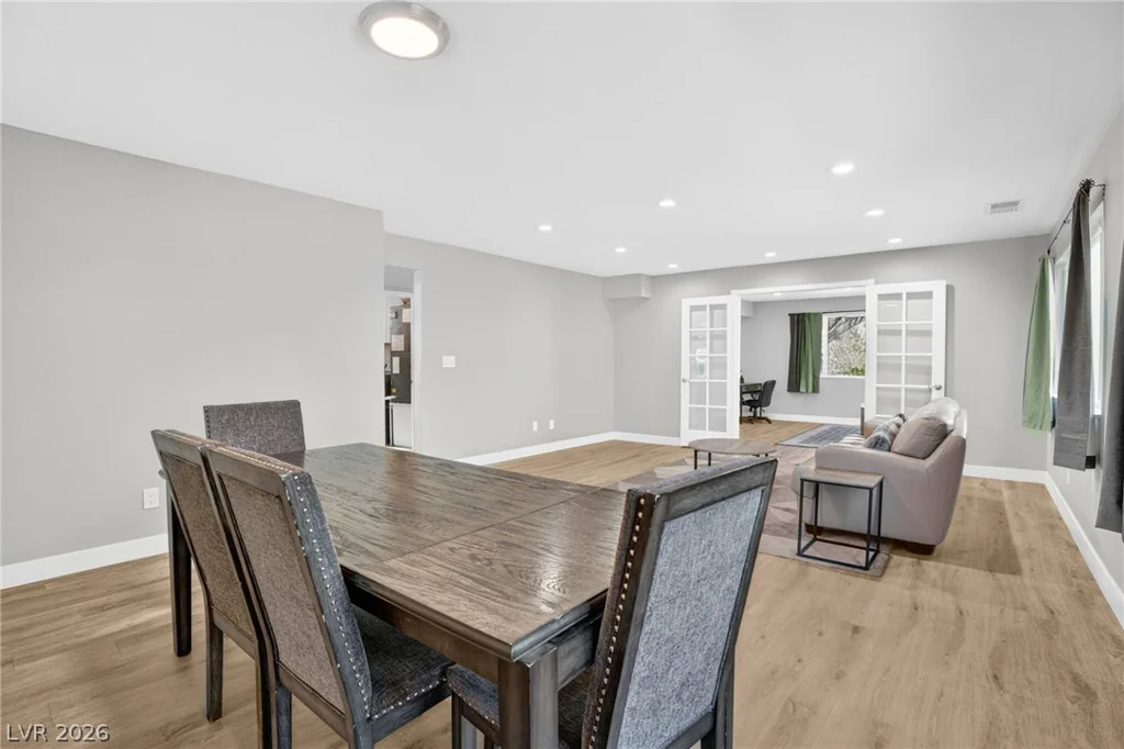 4401 Parkchester, Las Vegas, NV 89108
