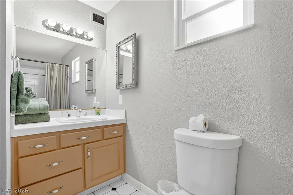 4401 Parkchester, Las Vegas, NV 89108