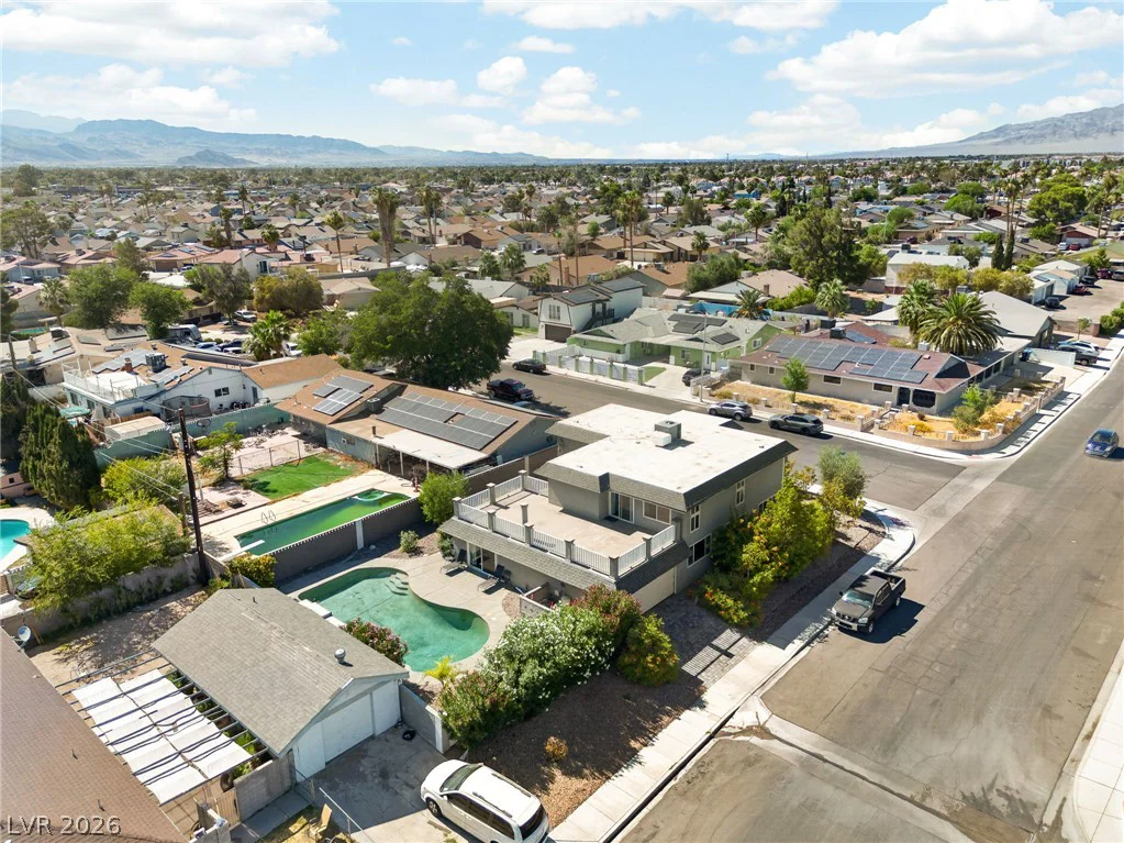 4401 Parkchester, Las Vegas, NV 89108
