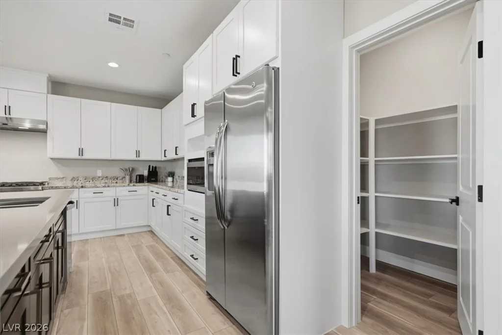 724 Naples, Henderson, NV 89015