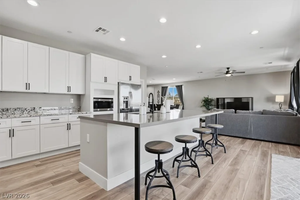 724 Naples, Henderson, NV 89015