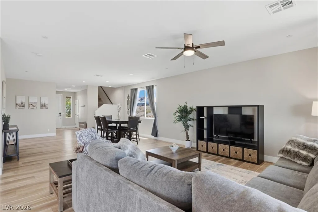 724 Naples, Henderson, NV 89015