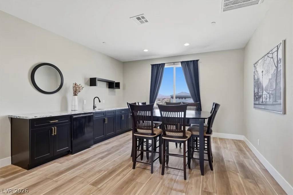 724 Naples, Henderson, NV 89015