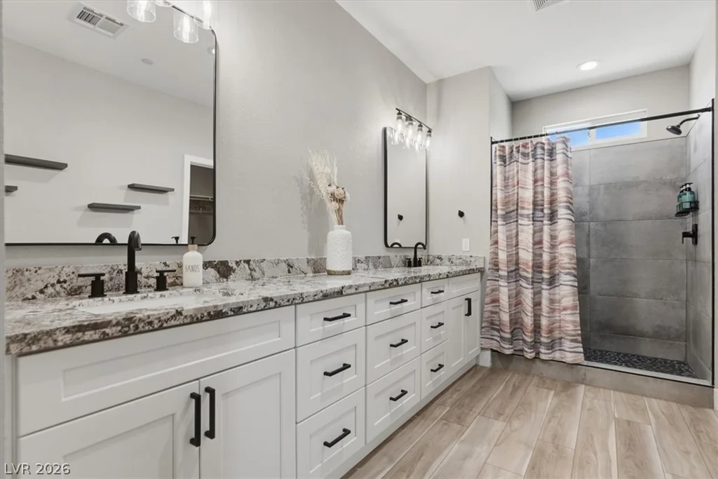 724 Naples, Henderson, NV 89015
