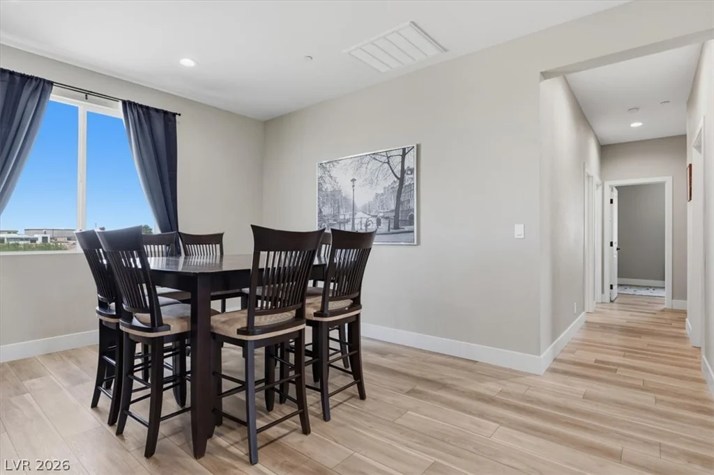 724 Naples, Henderson, NV 89015