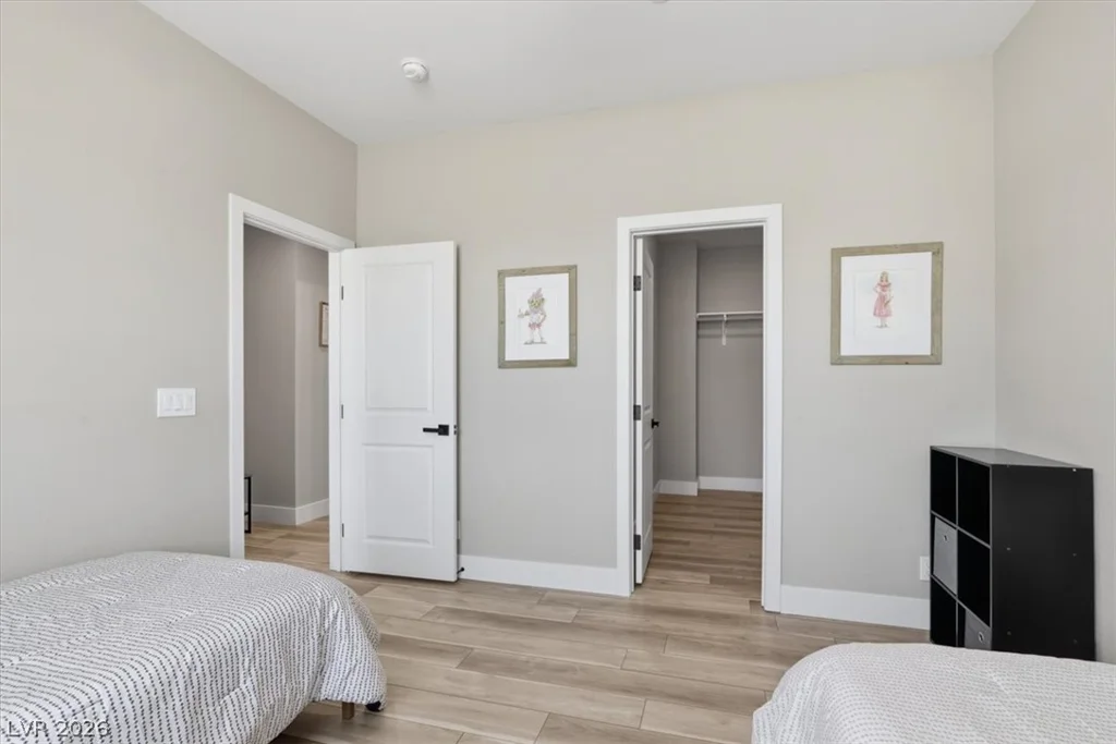 724 Naples, Henderson, NV 89015