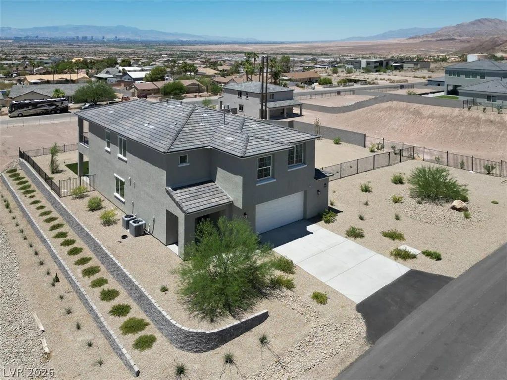 724 Naples, Henderson, NV 89015
