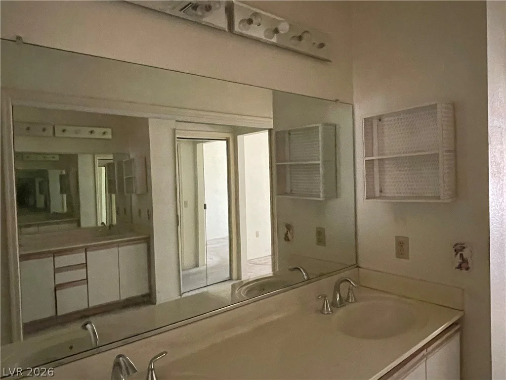 8673 Prairie Hill, Las Vegas, NV 89134