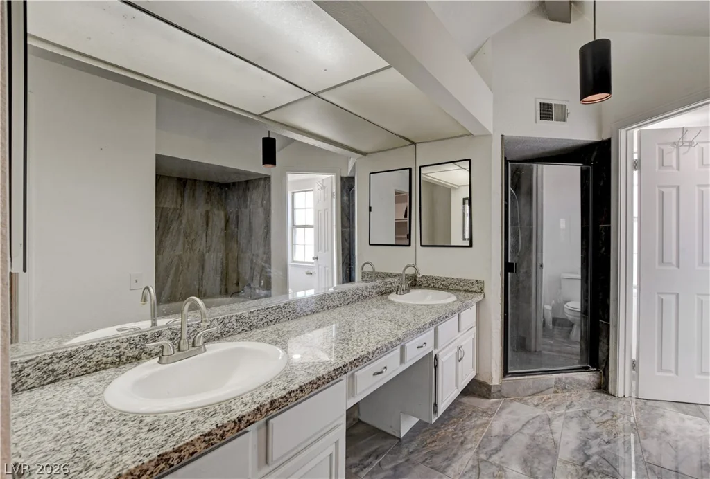 4049 Chalfont, Las Vegas, NV 89121