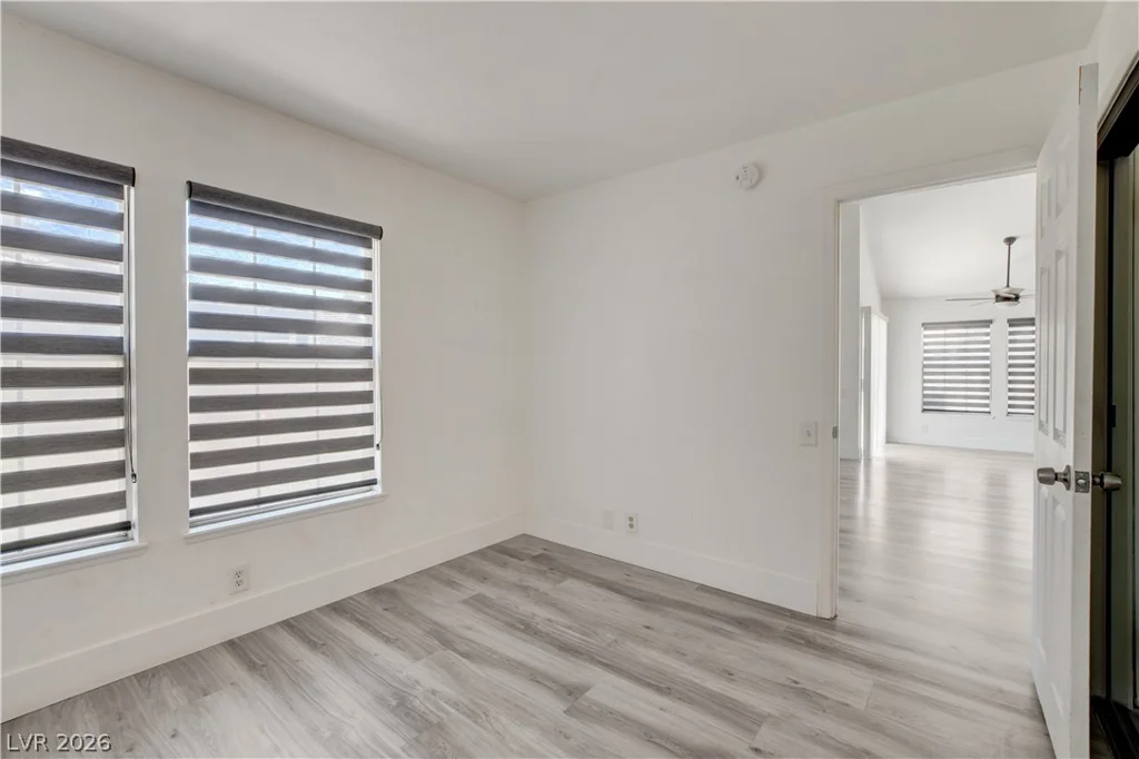 4049 Chalfont, Las Vegas, NV 89121