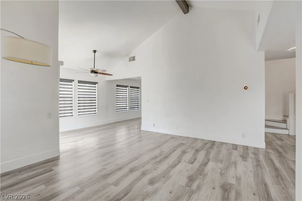 4049 Chalfont, Las Vegas, NV 89121