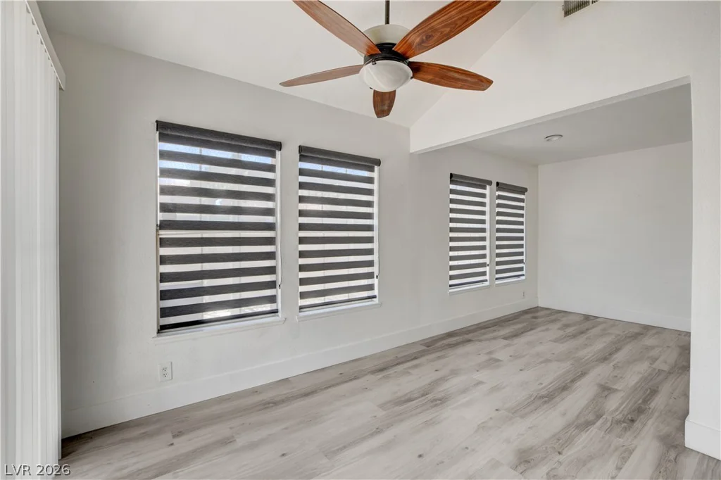 4049 Chalfont, Las Vegas, NV 89121