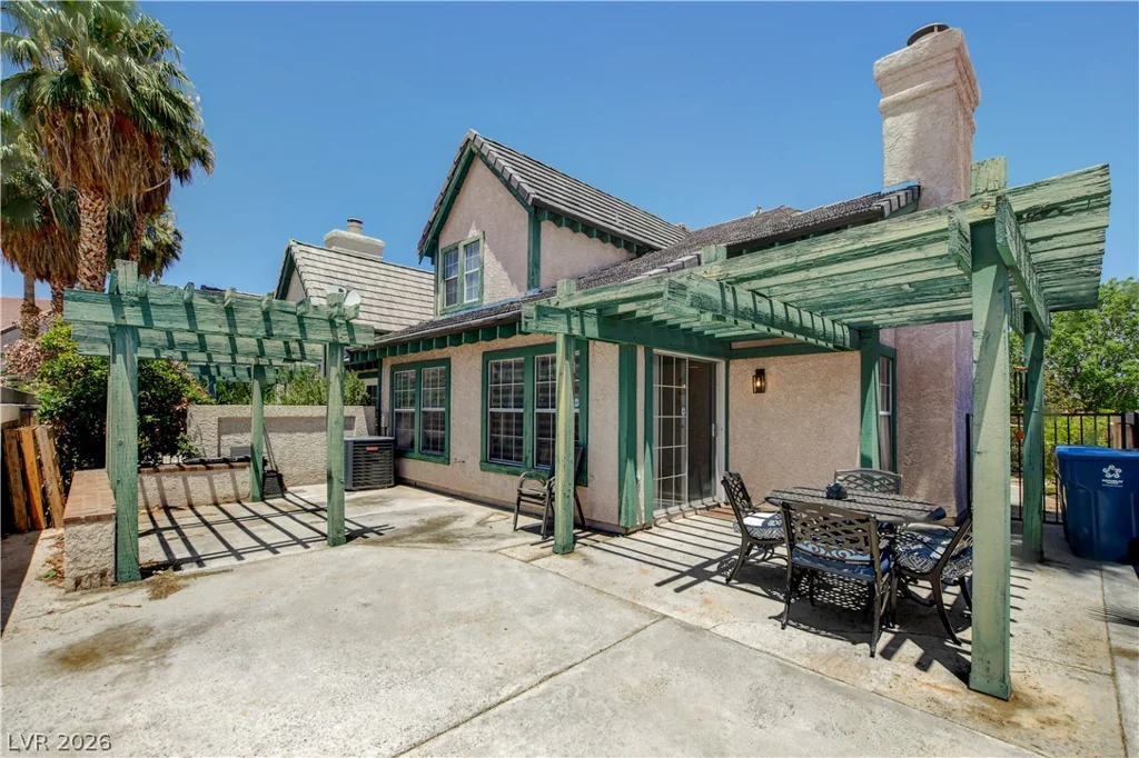4049 Chalfont, Las Vegas, NV 89121